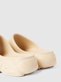 Buffalo Slides Mit Label-Details - Beige 9 Buffalo Slides Mit Label-Details - Beige -Damenbekleidungsgeschäft 9ksj4ea38533ejho6l1kugai60skqj9i6lajcgah6963acq19d83ihi4a4sk4c1l9d6j6haf658j8ci6893jgp9p74s62c9p6hgjaopkc5hm4ohi69im6p9pchh3acr46lh68d0