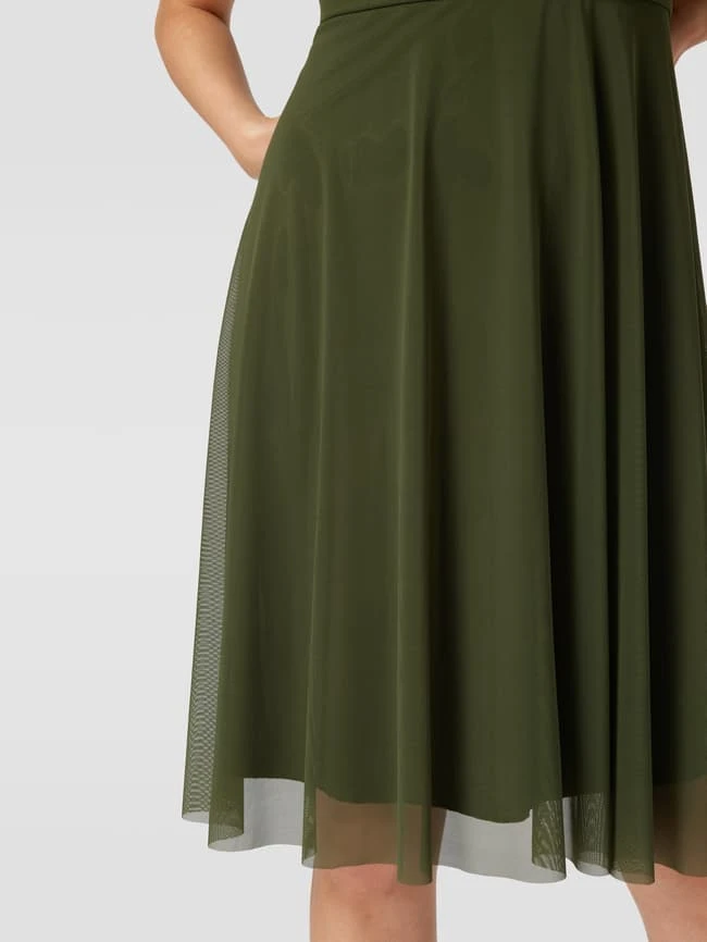 TROYDEN COLLECTION Cocktailkleid In Wickel-Optik - Olivgrün 5 TROYDEN COLLECTION Cocktailkleid In Wickel-Optik - Olivgrün – Bild 3