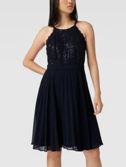 Jake*s Cocktail Cocktailkleid Mit Plisseefalten - Marineblau Meliert -Damenbekleidungsgeschäft 9os4giq19so4ij27a4pkqcq475554cqh8gq4ujql6t1kmcq66173cjafa99kkd2e8d25aipg6taj2d1k8l3mad9kclhj8e9k74s66p1k6hij8ohi60rmcd9m6kr66c356dh68dg