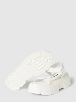 Steve Madden Sandalen Mit Label-Detail Modell 'ASSERTIVE' - Offwhite 10 Steve Madden Sandalen Mit Label-Detail Modell 'ASSERTIVE' - Offwhite -Damenbekleidungsgeschäft 9p3kqlhhapb4md2kap3kilaiapb52jaa8co3cihi8584cd2795142ia390r36iqd8l944cq7659l4kq3913jichp6ti3ed1m61gjcp9k64ojce9pcoq68o9p6ti30e1h74ojep8