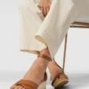 UGG Sandalen Mit Hohem Absatz Modell 'EUGENIA' - Camel -Damenbekleidungsgeschäft 9p64ud2fah8kcii78l2kgc1i8h5ksjih6t44ska68h2kcjhkal94gc2a9t0lce23614kol2598o4ehpjako3echlc5imaob6c5h6cchkccs62e346kqjap9g68qjiob268pj4p8
