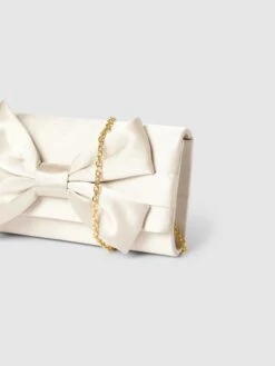 Liu Jo White Clutch Mit Schleifen-Detail - Gold -Damenbekleidungsgeschäft 9t2j8li29p73aci3a59kmcqh9ta4ak9jah254lhm9h6j2gpi6524kgijakqkqchl9t544ghp9p950c1iah3jge1kc9ijeeb66phm6ohkcgpjioj1copjae9o69i38dj171gm6dg