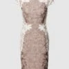 Christian Berg Cocktail Cocktailkleid Mit Allover-Muster - Taupe
