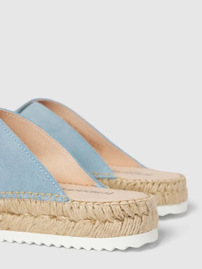 Espadrij Slides Mit Strukturierter Sohle Modell 'Croisette' - Hellblau 5 Espadrij Slides Mit Strukturierter Sohle Modell 'Croisette' - Hellblau – Bild 3