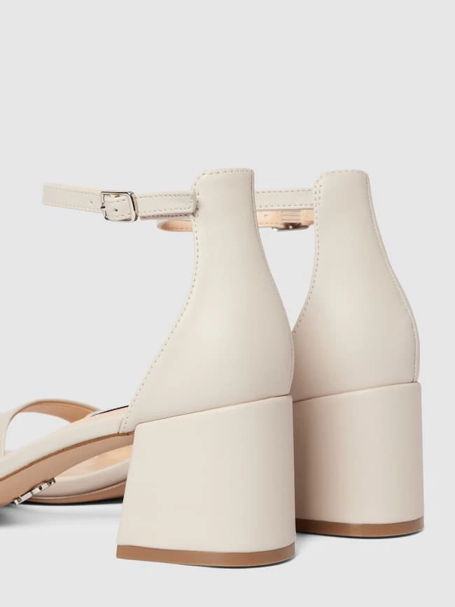 Steve Madden Sandalette Mit Blockabsatz - Sand 4 Steve Madden Sandalette Mit Blockabsatz - Sand – Bild 2