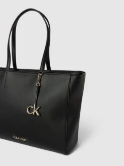 CK Calvin Klein Shopper Mit Label-Applikationen Modell 'MUST' - Schwarz 10 CK Calvin Klein Shopper Mit Label-Applikationen Modell 'MUST' - Schwarz -Damenbekleidungsgeschäft a90l2cih7124mj2aa0rlal9l6l0kok9k9d738kqgah246e2a6ha5ceac98p4ciah85856gihal73iga59oo3cdj5chi62phjc4r32chk74p3ieb4c8s32phg61hjaphk64p64c8