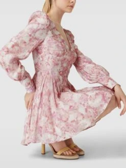 Bardot Minikleid Mit Allover-Muster Modell 'ZELINA' - Altrosa -Damenbekleidungsgeschäft acojcgac855j8iph8sr4qi2ca4okue9o9l65ceaaa4skie9kah6jcjahap24sd2k6d2l4dq788sl8cijako3apb161j38dpkcgpm6dhk6lgjee36c8pj8e9gc9h3gc9i71h3io8