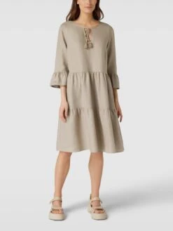 White Label Knielanges Kleid Mit Schlüsselloch-Ausschnitt - Sand