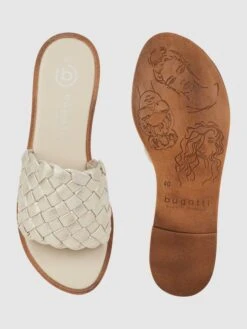 Bagatt Pantolette In Flecht-Optik - Gold -Damenbekleidungsgeschäft agol0i218p750hac615kae2594o3ci9g68o4sga975a4aiac6spl0gi9a4o54ihn9514qlag69alaia7a0o3iob16oo64phoc4oj6ohk6phjiob660r30ohl6ko3goppc9im4p0