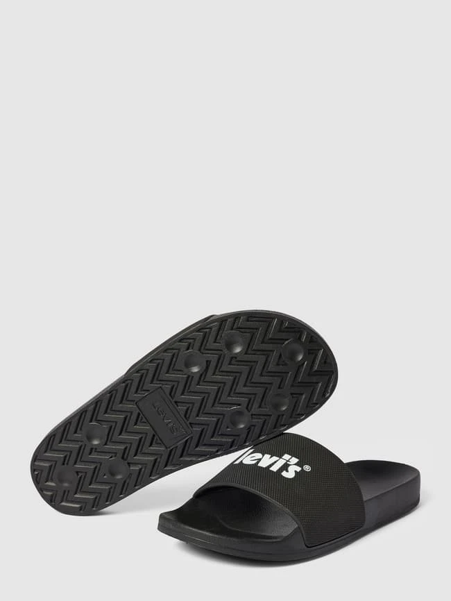 Levi’s® Acc. Slides Mit Label-Print Modell 'JUNE' - Schwarz 6 Levi’s® Acc. Slides Mit Label-Print Modell 'JUNE' - Schwarz – Bild 4