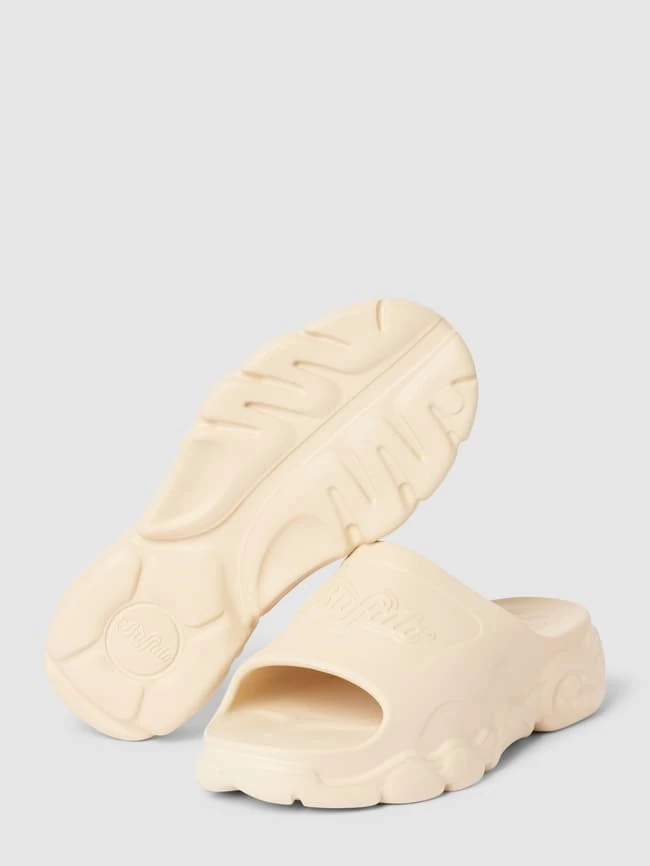 Buffalo Slides Mit Label-Details - Beige 6 Buffalo Slides Mit Label-Details - Beige – Bild 4