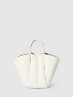 Coccinelle Handtasche Mit Label-Detail Modell 'BUNDIE' - Weiß 11 Coccinelle Handtasche Mit Label-Detail Modell 'BUNDIE' - Weiß -Damenbekleidungsgeschäft ah132jhh614k4d2ead6kujqga573id27a5930gqk9h94schk6l338hqe8d9l0j2h6154gcqd9solajie8h3jaoj5coo6aor361ijacpk71h66ohgcgp36cj264pm4c1o6pj68c0