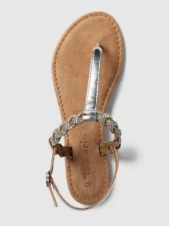 Tamaris Zehentrenner Mit Ziersteinbesatz - Silber -Damenbekleidungsgeschäft ah54adpj8h7jej2m950kelid85930ea3a93j4lik94pkoe2f8t34ik22856jcjhi656j4hq96p1j0hhn8ko36dpg64s30dpkcgp32opk65j66oj269ijaphk60pmad9g6kq66o8