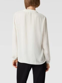 Marc Cain Bluse Mit V-Ausschnitt - Offwhite -Damenbekleidungsgeschäft ah730k2691642iif85446lii7584uhq16t44ujqla1534hqc6h144dqk71348c1m8or42ha88h94id9g6d3mcdpl6dijidpo6hgj2e9k74q32e9o75im6chlc9j62pj1ckp64co