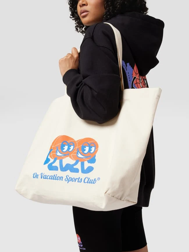 On Vacation On Vacation X P&C - Shopper Mit Label-Print - Weiß 3 On Vacation On Vacation X P&C - Shopper Mit Label-Print - Weiß