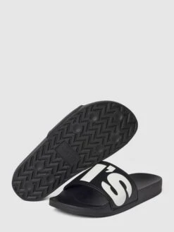 Levi’s® Acc. Slides Mit Label-Detail Modell 'JUNE' - Schwarz -Damenbekleidungsgeschäft al5l8hq5858l4d2a8pa4uj2d64qjak1p690kmj1o8p930e2269930d28955j8kidad6kgh2m9524gd2ma13j2o9m64s66p1h75ijco9kcgq34ohn70r6acpnc4qj6d1h71hj4o8