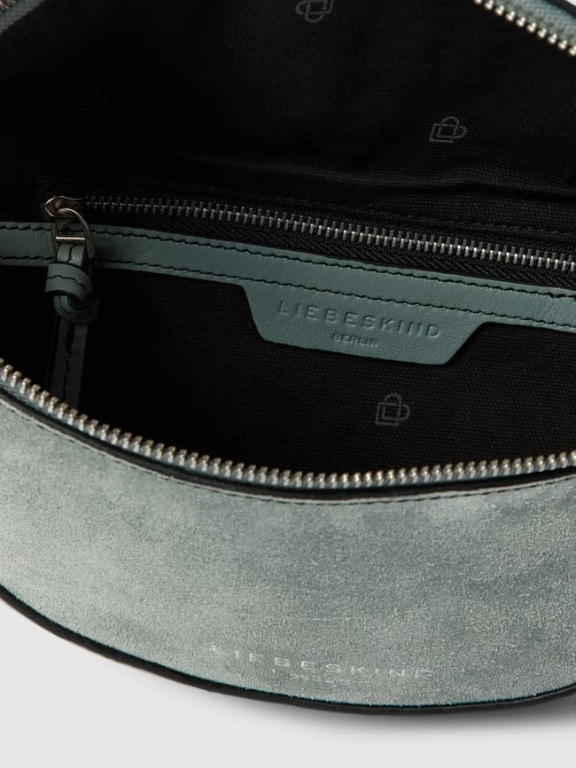 LIEBESKIND BERLIN Bauchtasche Mit Label-Detail Modell 'ALMA' - Rauchblau 5 LIEBESKIND BERLIN Bauchtasche Mit Label-Detail Modell 'ALMA' - Rauchblau – Bild 3