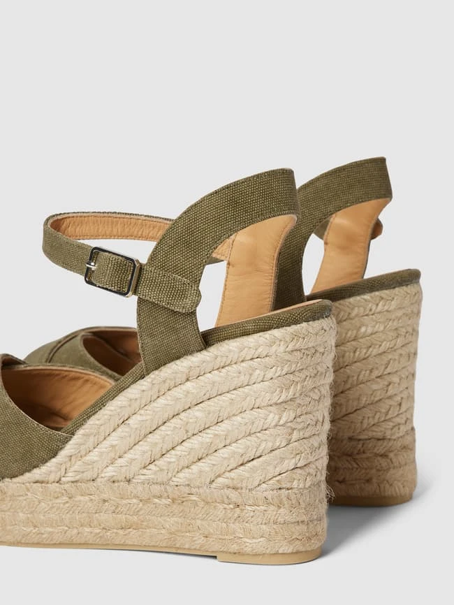 Castañer Wedges Mit Dornschließe Modell 'BLAUDELL' - Olivgrün 5 Castañer Wedges Mit Dornschließe Modell 'BLAUDELL' - Olivgrün – Bild 3