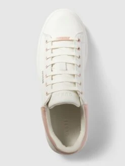 Guess Sneaker Mit Label-Print Modell 'VIBO' - Weiß 11 Guess Sneaker Mit Label-Print Modell 'VIBO' - Weiß -Damenbekleidungsgeschäft apb42gam9p84mla96p8lah25ah4jee2l68pjggqd71b4mjpoa0o3cjah9p53gea36paj0eai65438d1j64o6cc1kcos38d1n6ksm6e1k61i62o9i6li36ohlc8pjac9j6oom8dg